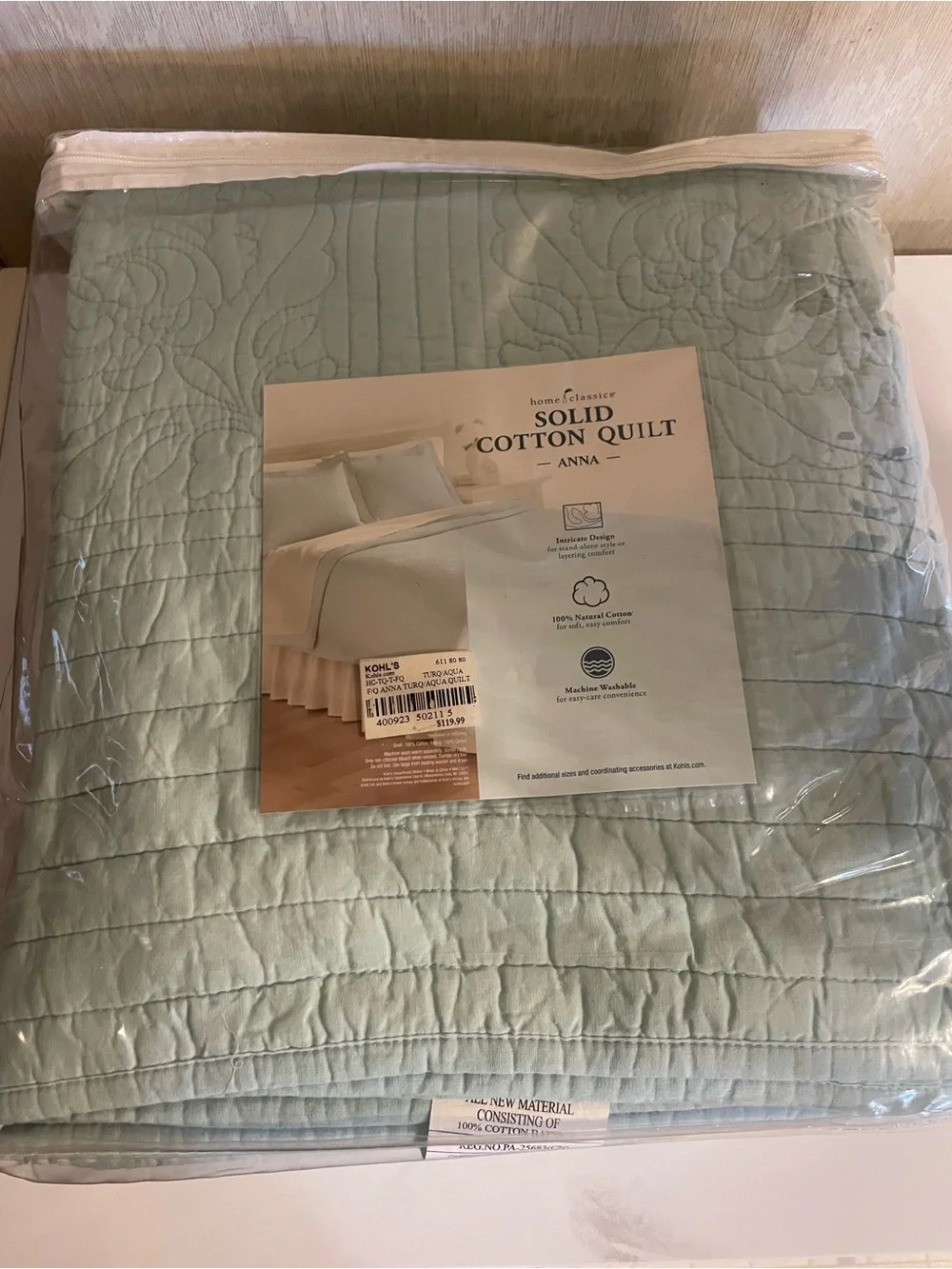 Anna Solid Cotton Quilt in Light Sage